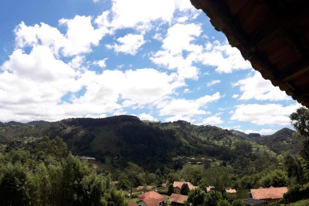 Casinha Nas Montanhas * Goncalves